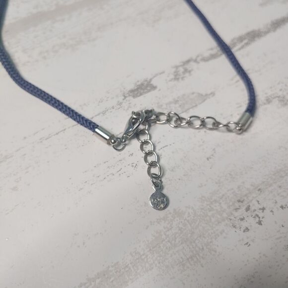 Ann Taylor Loft Blue Waterfall Droplet Necklace Futuristic - Picture 8 of 9